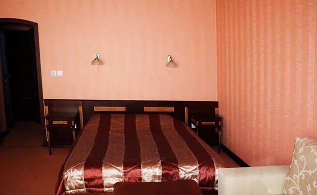 Отель Hotel Lazur Кюстендил-35